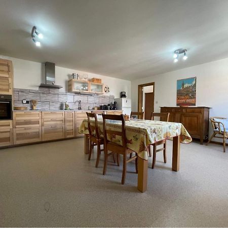 Spacieux Appartement Μον Εξωτερικό φωτογραφία